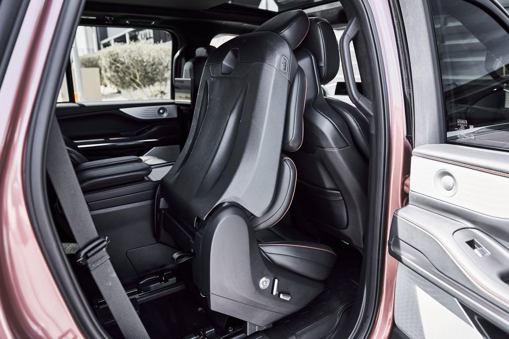 Used 2025 Lincoln Navigator Black Label AWD/4WD image 45