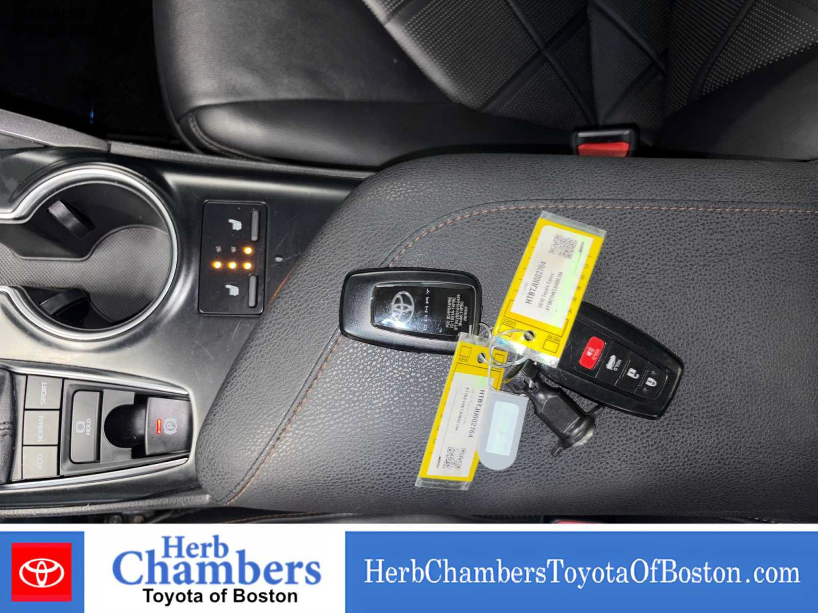 Used 2018 Toyota Camry XLE w/ Driver Assist Package FWD image 13