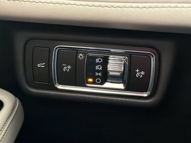 New 2026 Lincoln Aviator AWD image 14