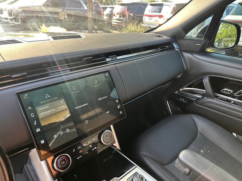Used 2023 Land Rover Range Rover SE AWD/4WD image 25