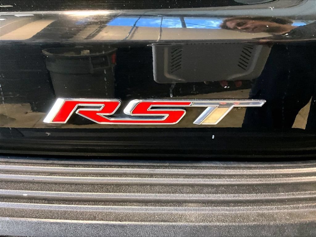 Used 2022 Chevrolet Tahoe RST w/ Sport Performance Package AWD/4WD image 30