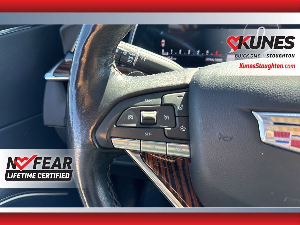 Used 2023 Cadillac Escalade Premium Luxury image 32