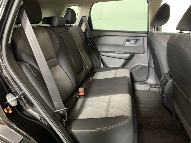 Used 2025 Nissan Rogue SV AWD/4WD image 26