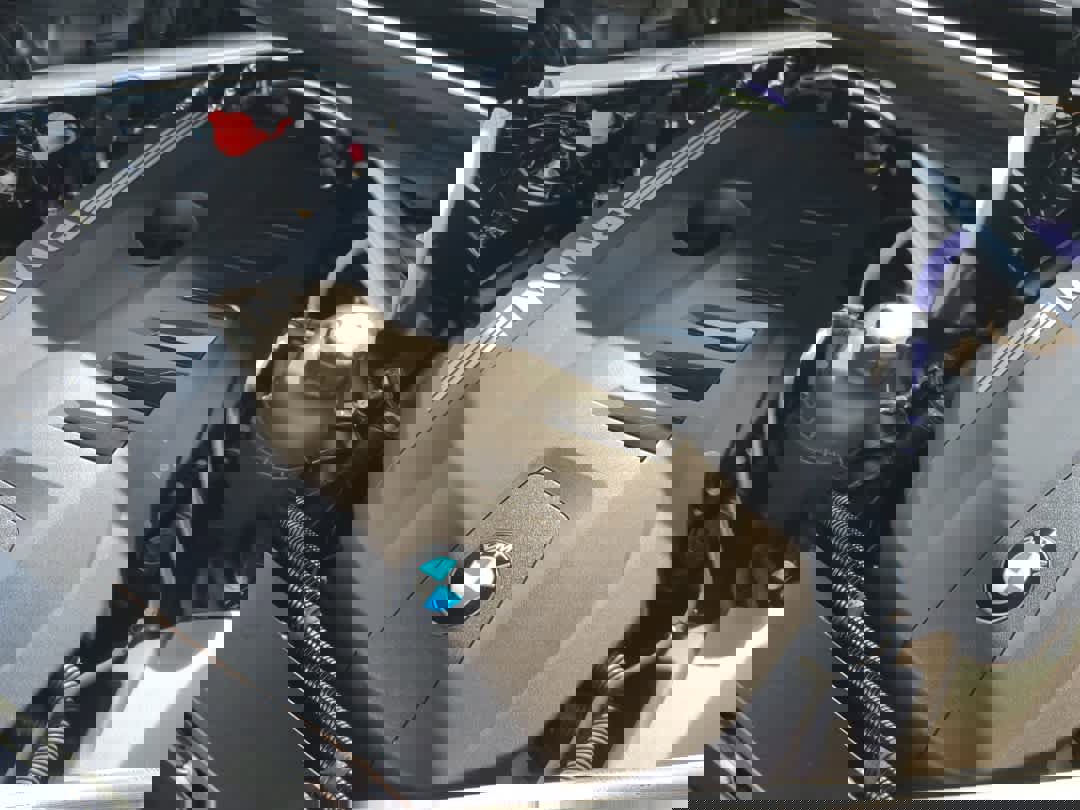 Used 2026 BMW X5 xDrive40i w/ Climate Comfort Package image 9