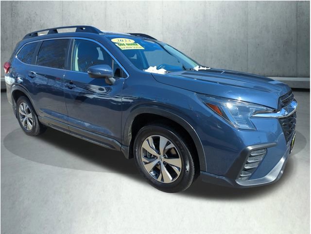 Used 2023 Subaru Ascent Premium w/ Convenience Package image 8