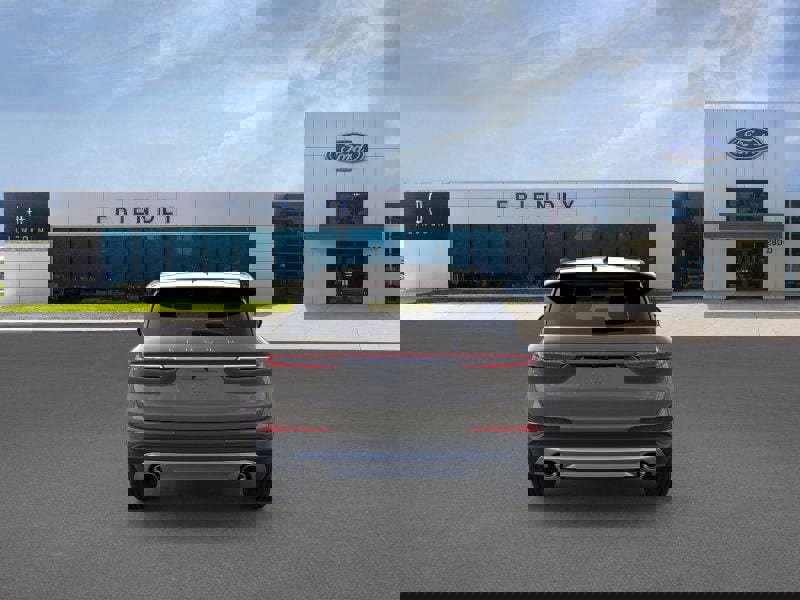 New 2026 Lincoln Corsair Premiere image 5