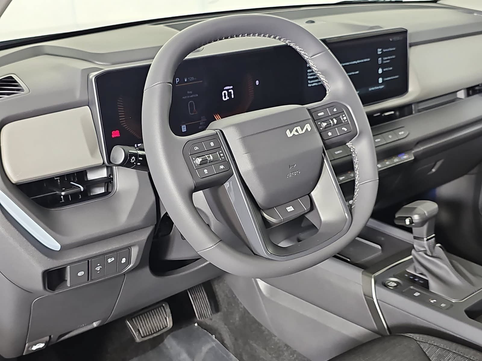 Used 2027 Kia Seltos S FWD image 15