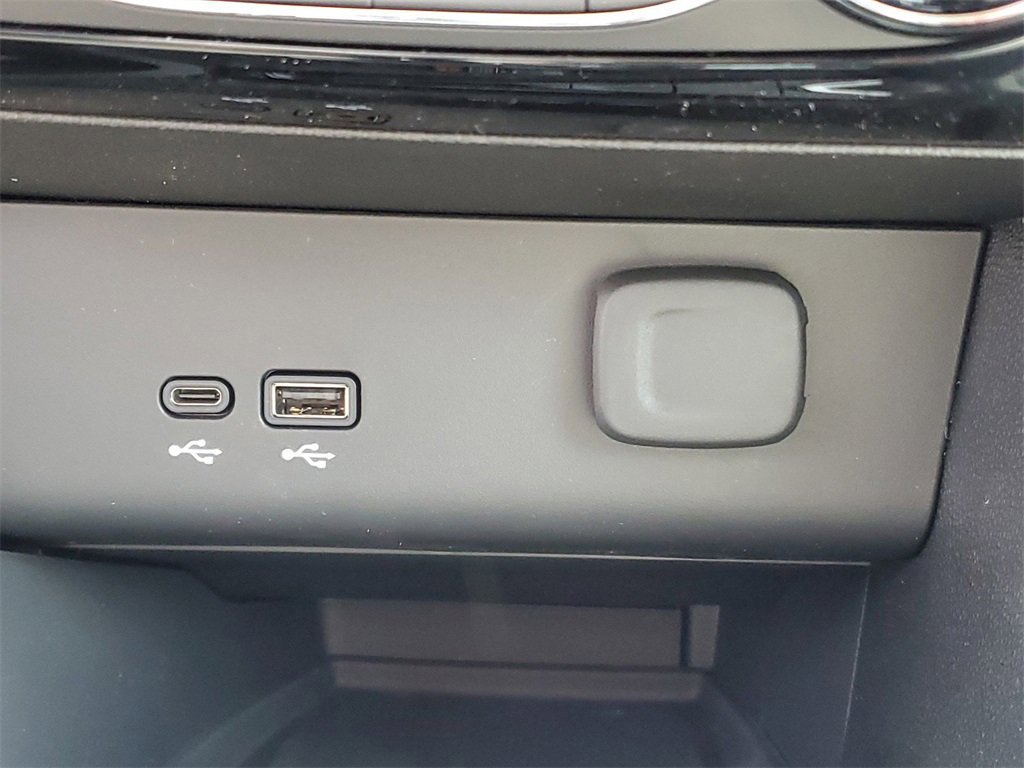 New 2024 Buick Encore GX Sport Touring w/ Comfort Package image 29