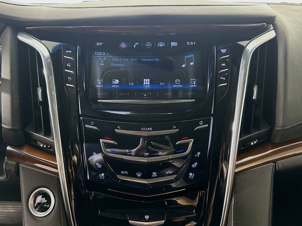 Used 2017 Cadillac Escalade ESV Luxury AWD/4WD image 15
