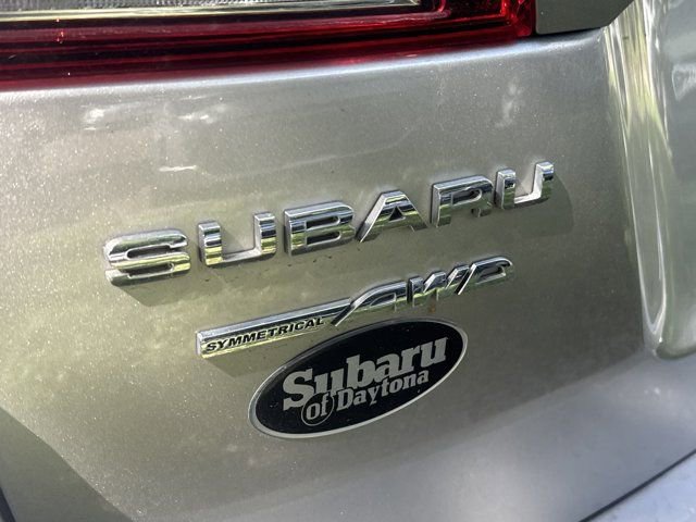 Used 2017 Subaru Outback 2.5i Limited AWD/4WD image 9