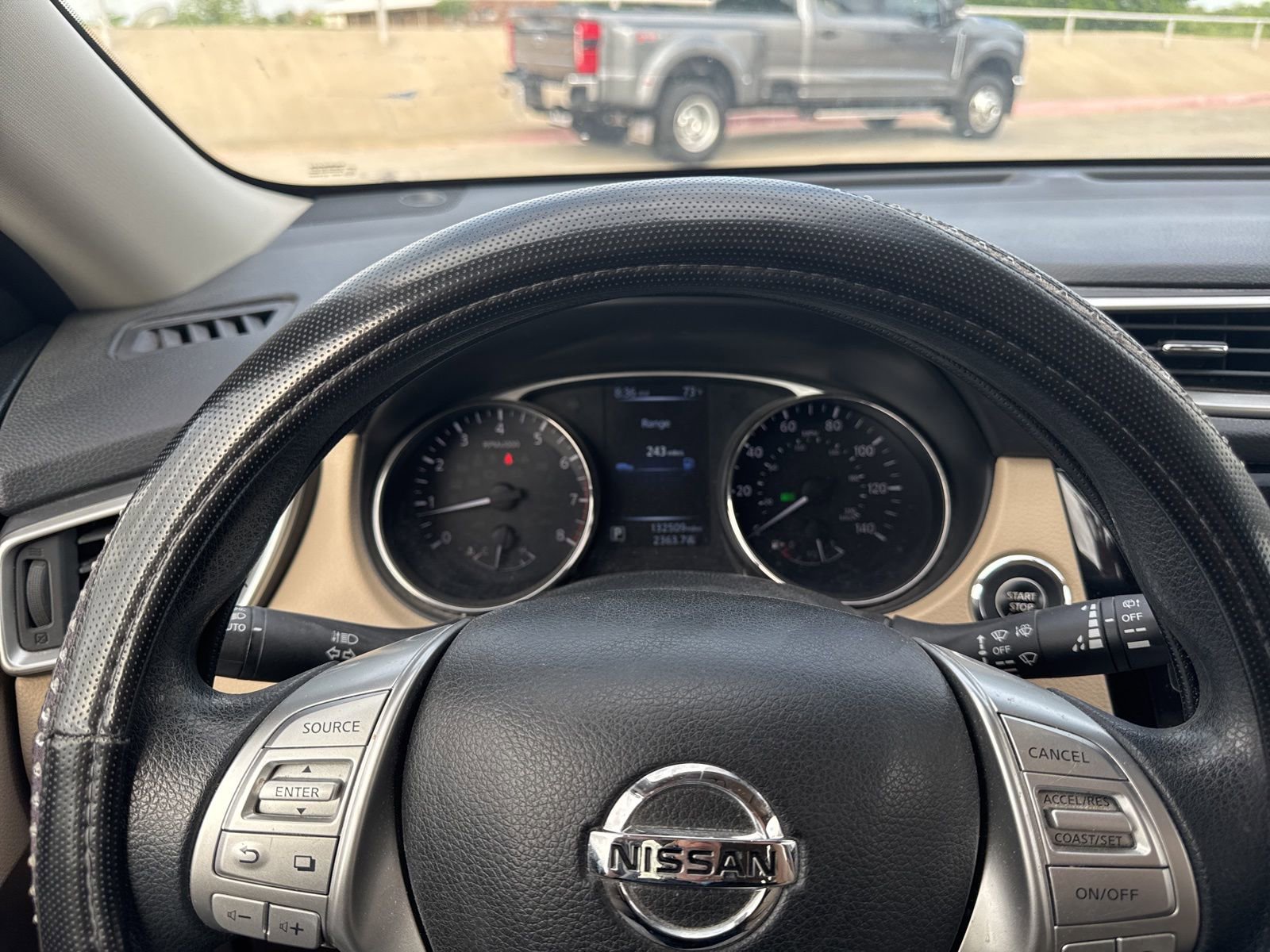 Used 2016 Nissan Rogue SV image 11