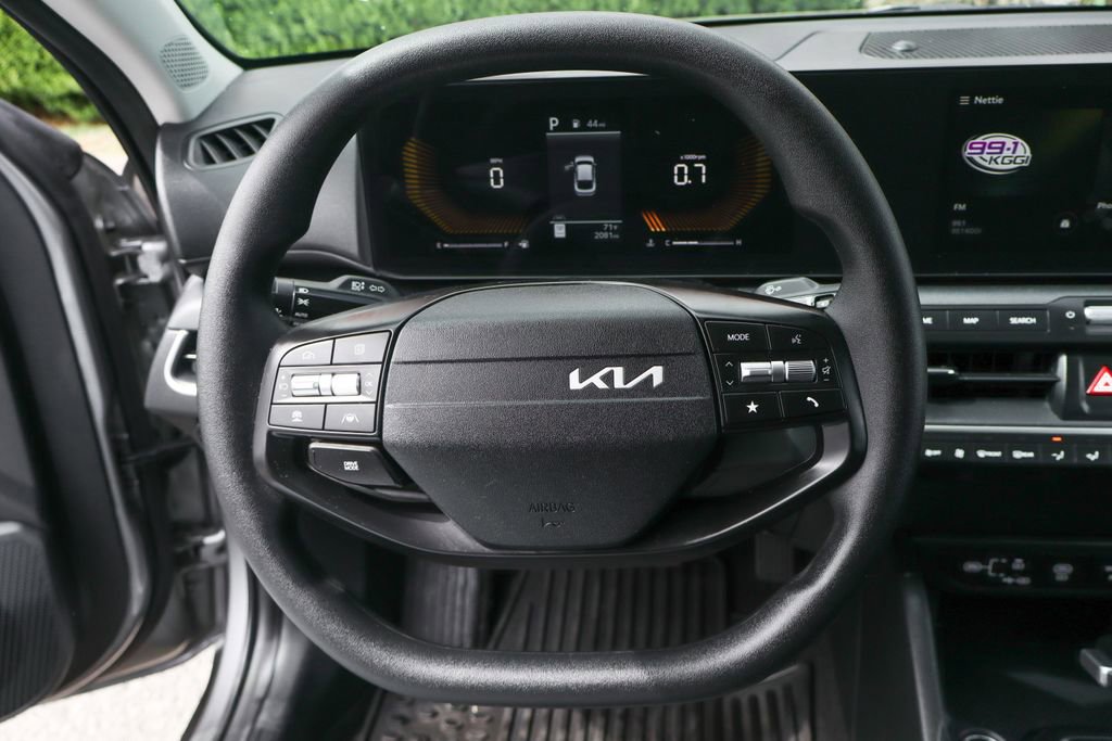 Used 2025 Kia K4 FWD image 21