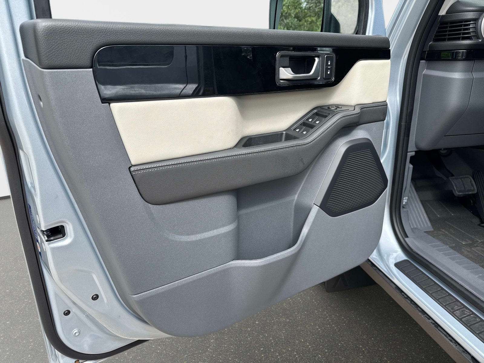 New 2025 INEOS Grenadier AWD/4WD image 14