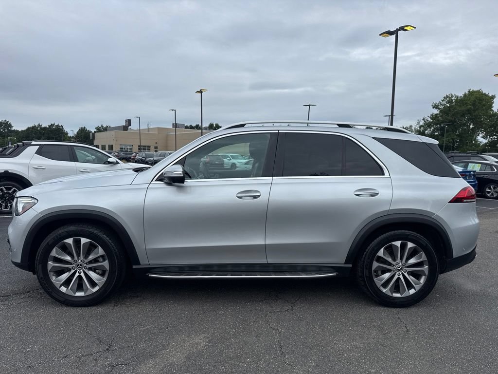 Used 2021 Mercedes-Benz GLE 450 4MATIC w/ Premium Package image 3
