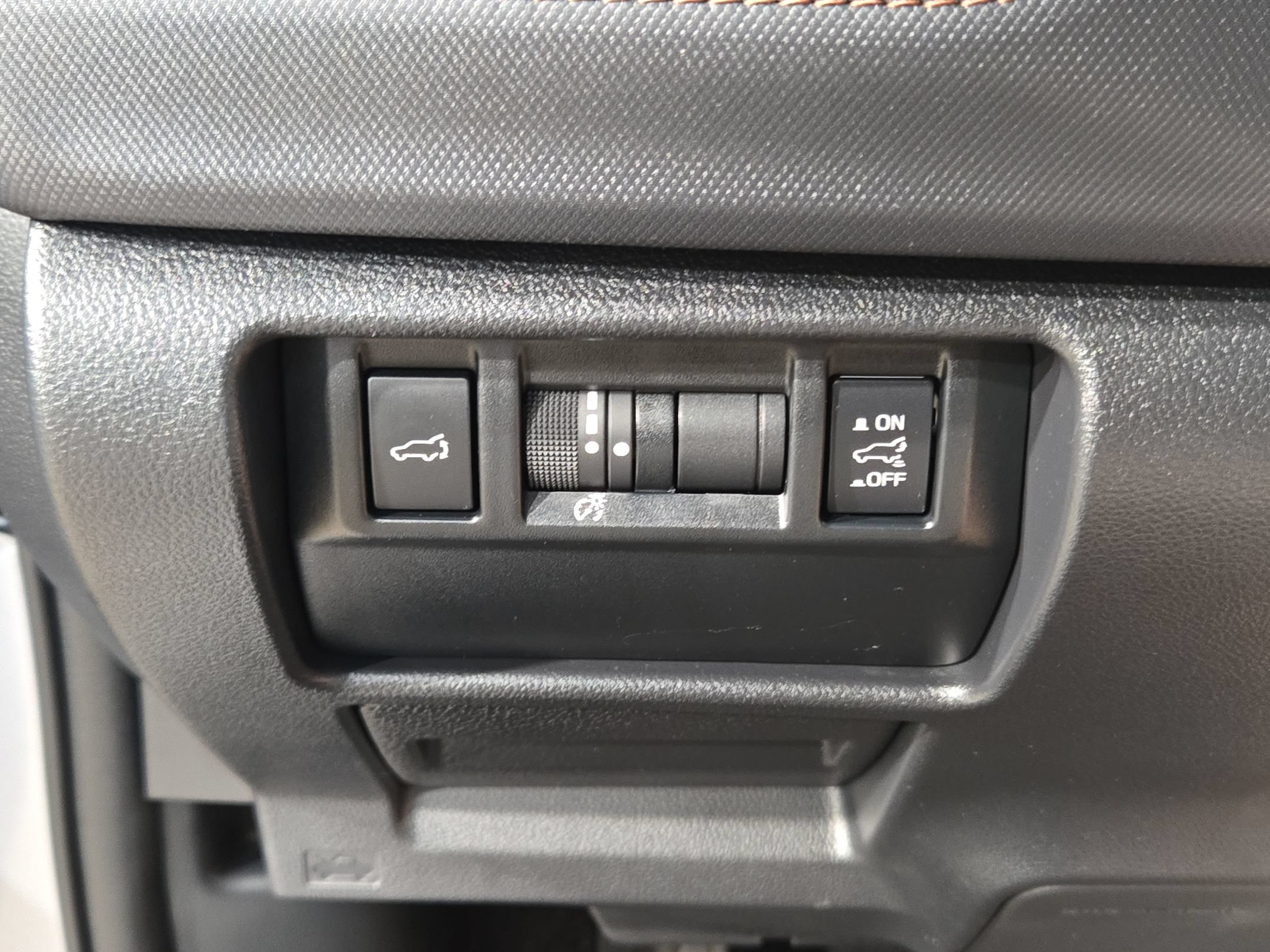 Used 2025 Subaru Forester Touring AWD/4WD image 26