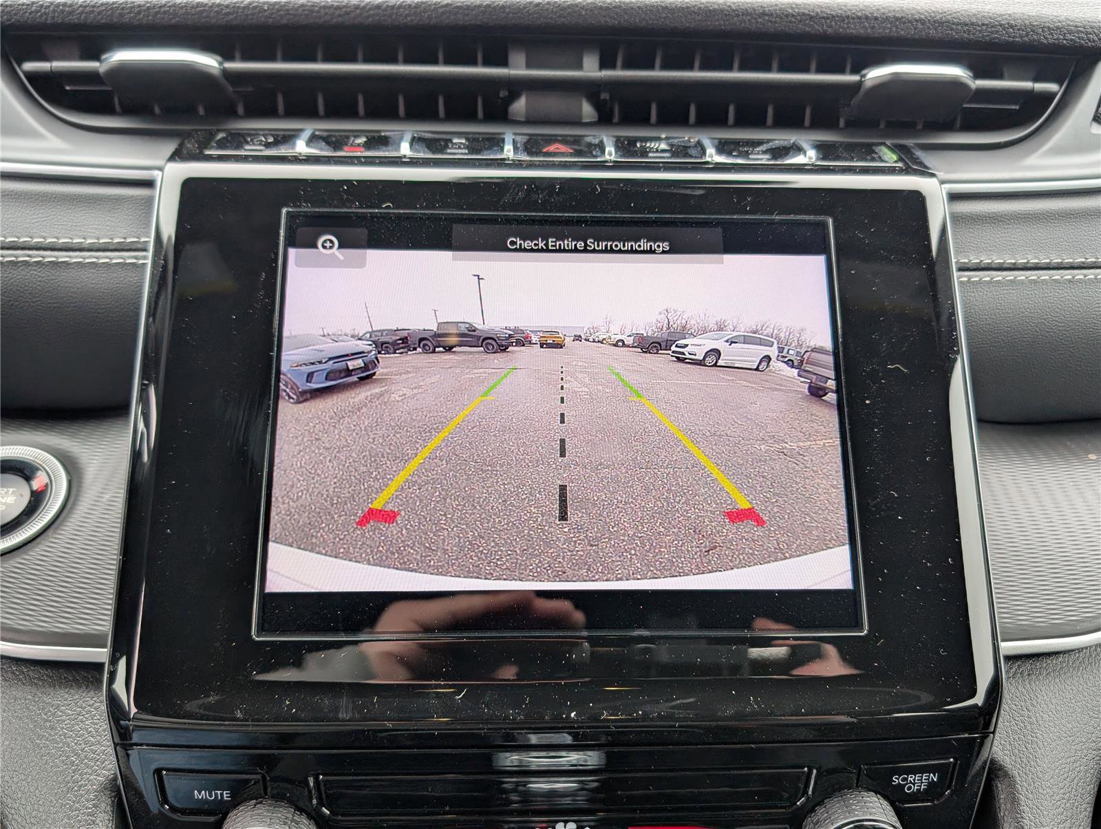 New 2026 Jeep Grand Cherokee Laredo image 24