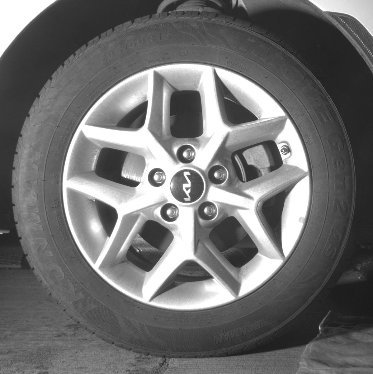 Used 2025 Kia Soul LX w/ LX Technology Package image 13