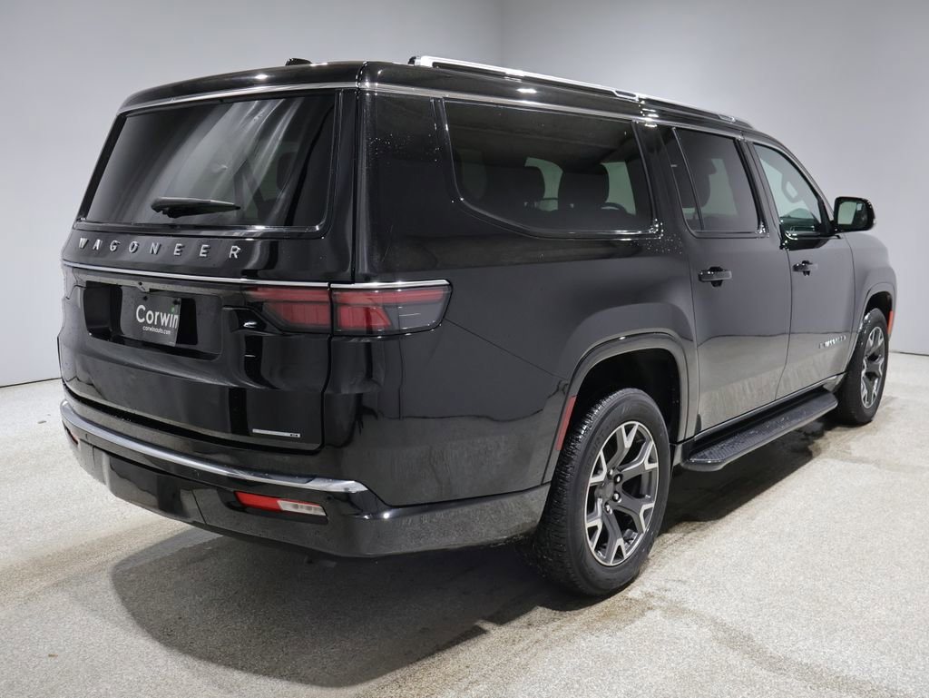 Used 2024 Jeep Wagoneer L Series III w/ Flexible Seating Group image 2