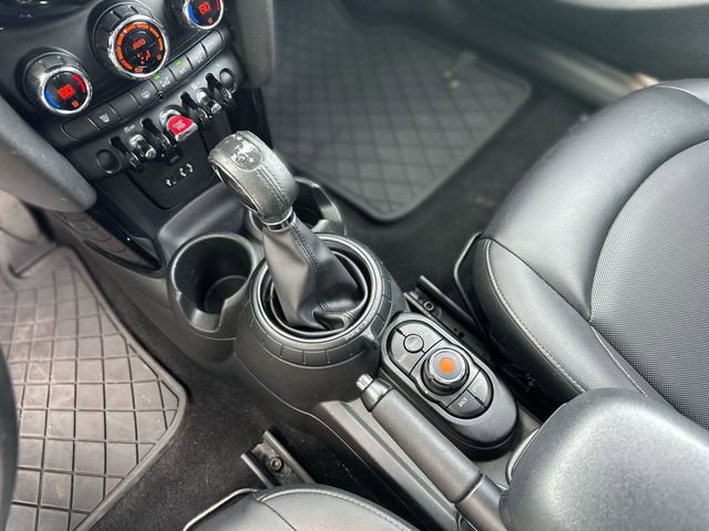 Used 2016 MINI Cooper 4-Door Hardtop FWD image 20