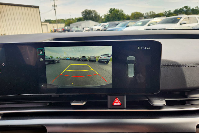 Used 2026 Kia Carnival FWD image 10