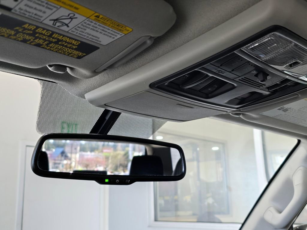 Used 2019 Toyota 4Runner Limited AWD/4WD image 17