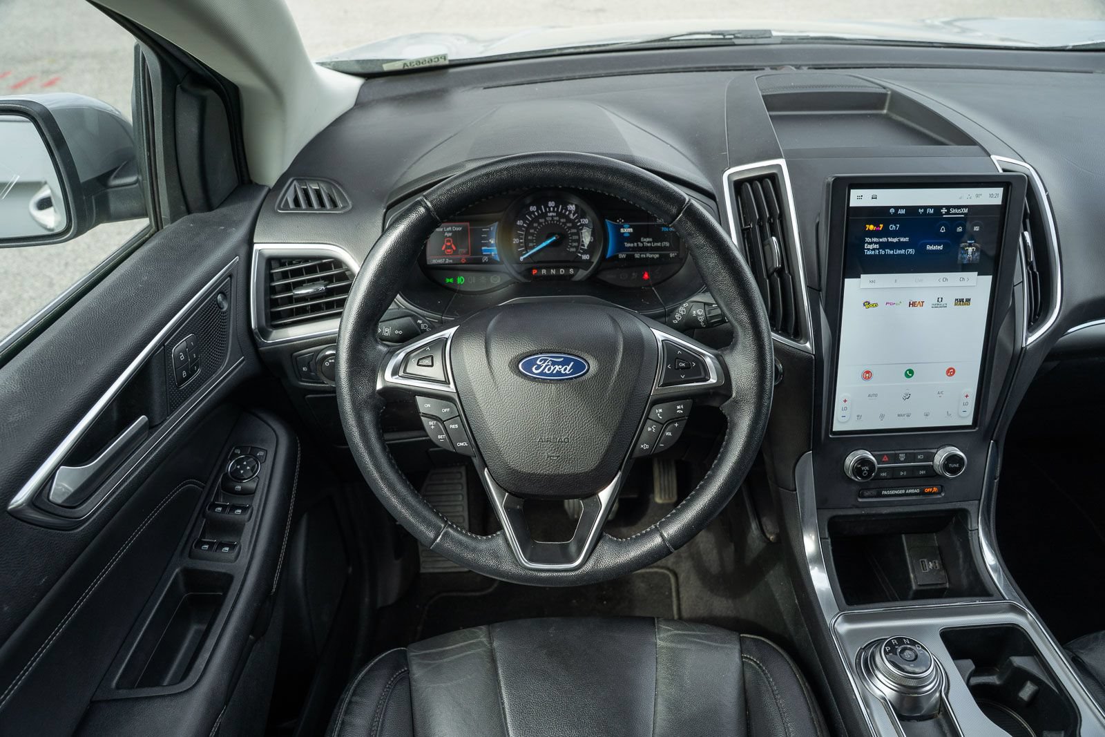 Used 2022 Ford Edge Titanium AWD/4WD image 23