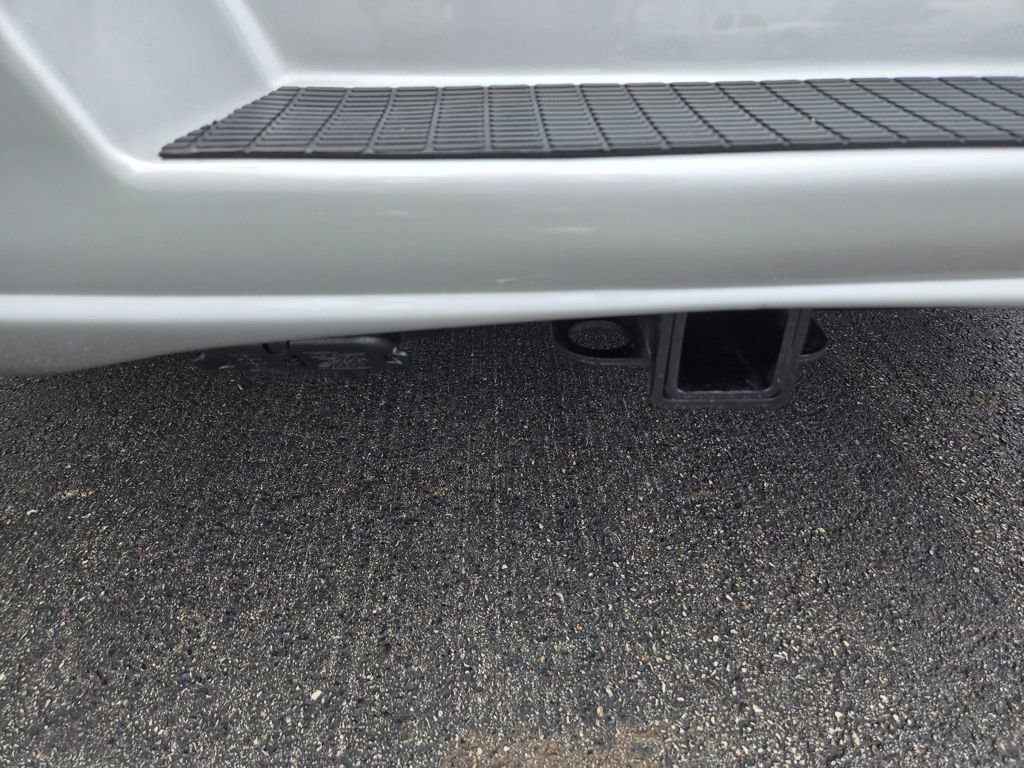 Used 2019 GMC Savana 2500 Extended w/ Enhanced Convenience Package image 5