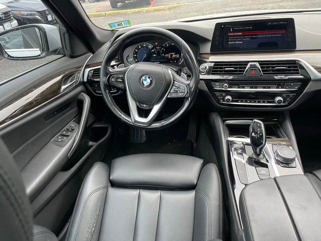 Used 2018 BMW 530i xDrive image 9