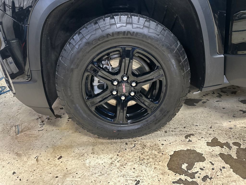 Certified 2023 GMC Acadia AT4 w/ Preferred Package AWD/4WD image 11