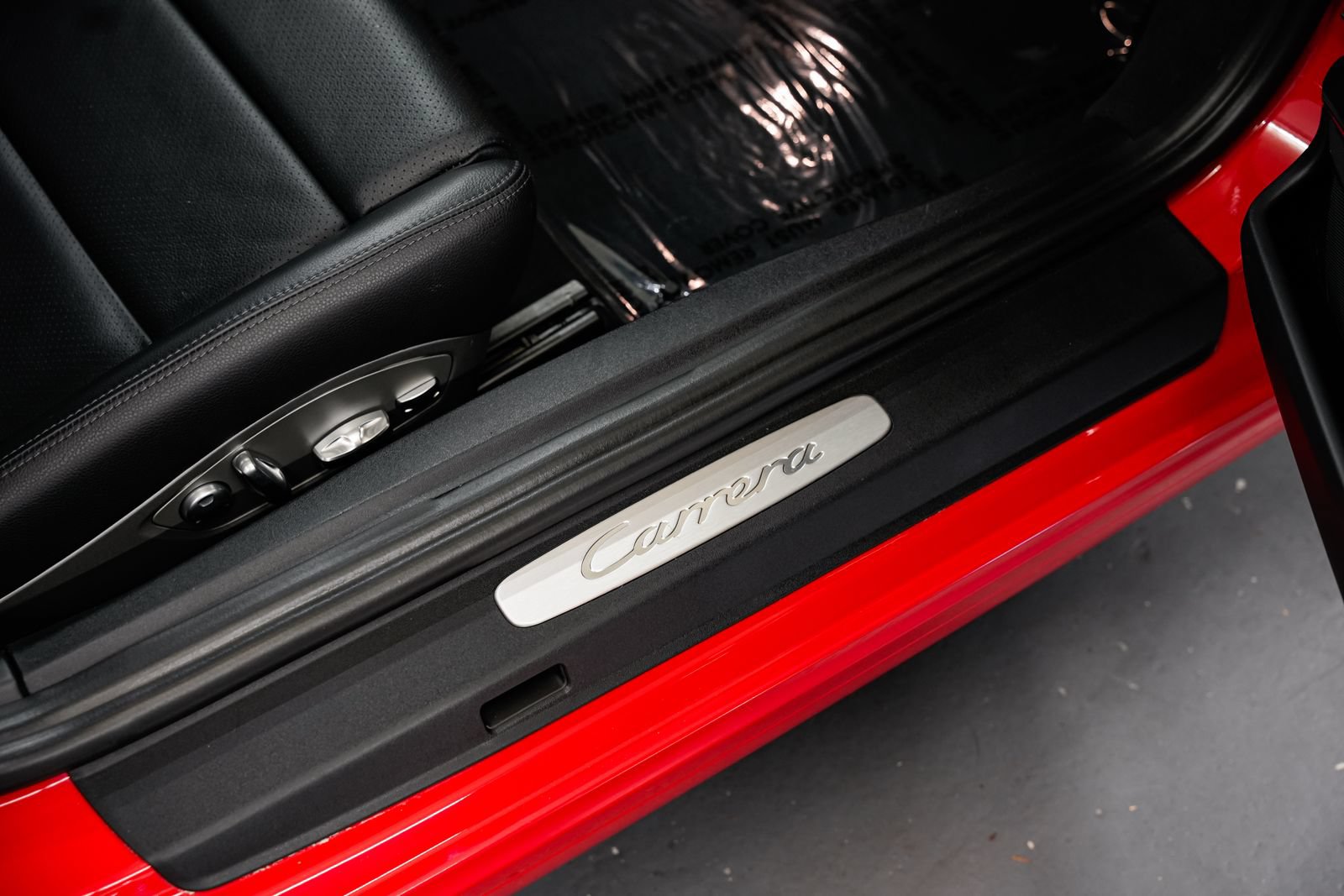 Used 2014 Porsche 911 Carrera RWD image 23