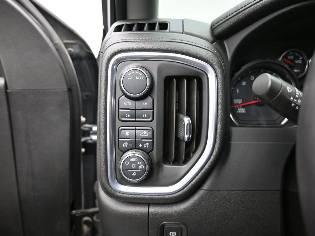Used 2021 Chevrolet Silverado 1500 LTZ image 11