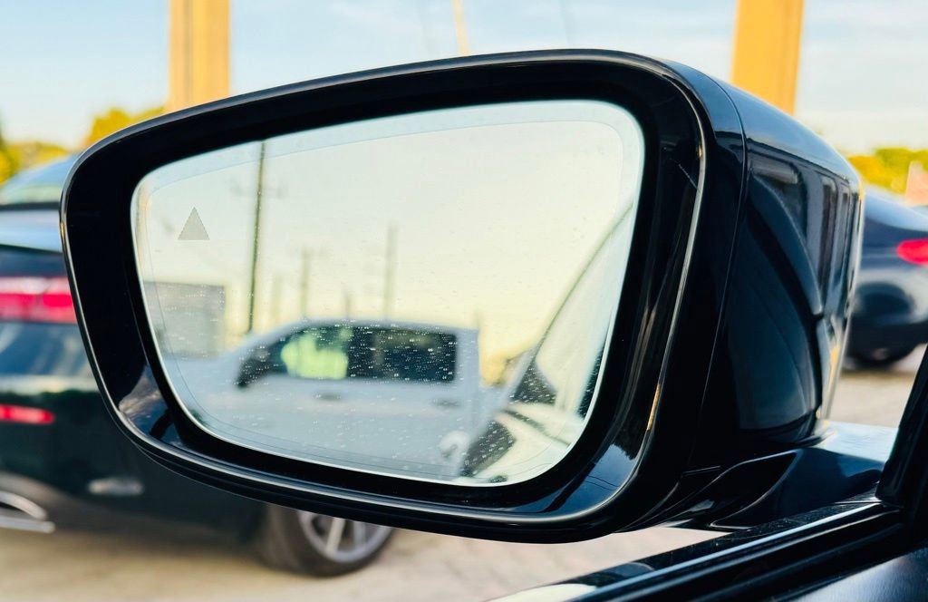 Used 2017 BMW 740i image 18