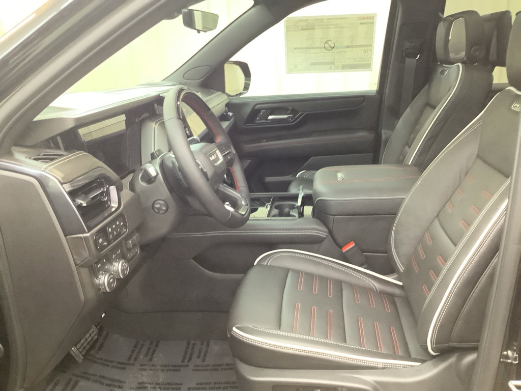 New 2026 GMC Yukon AT4 Ultimate w/ LPO, Illumination Package AWD/4WD image 16