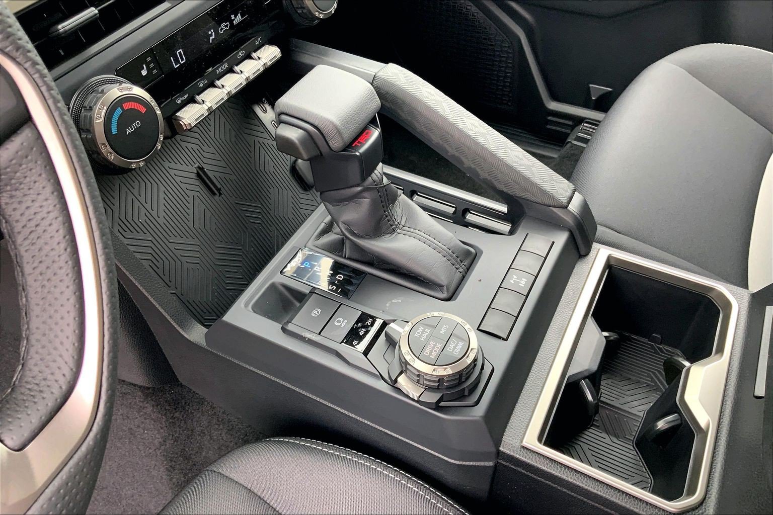 New 2026 Toyota Tacoma TRD Off-Road AWD/4WD image 10