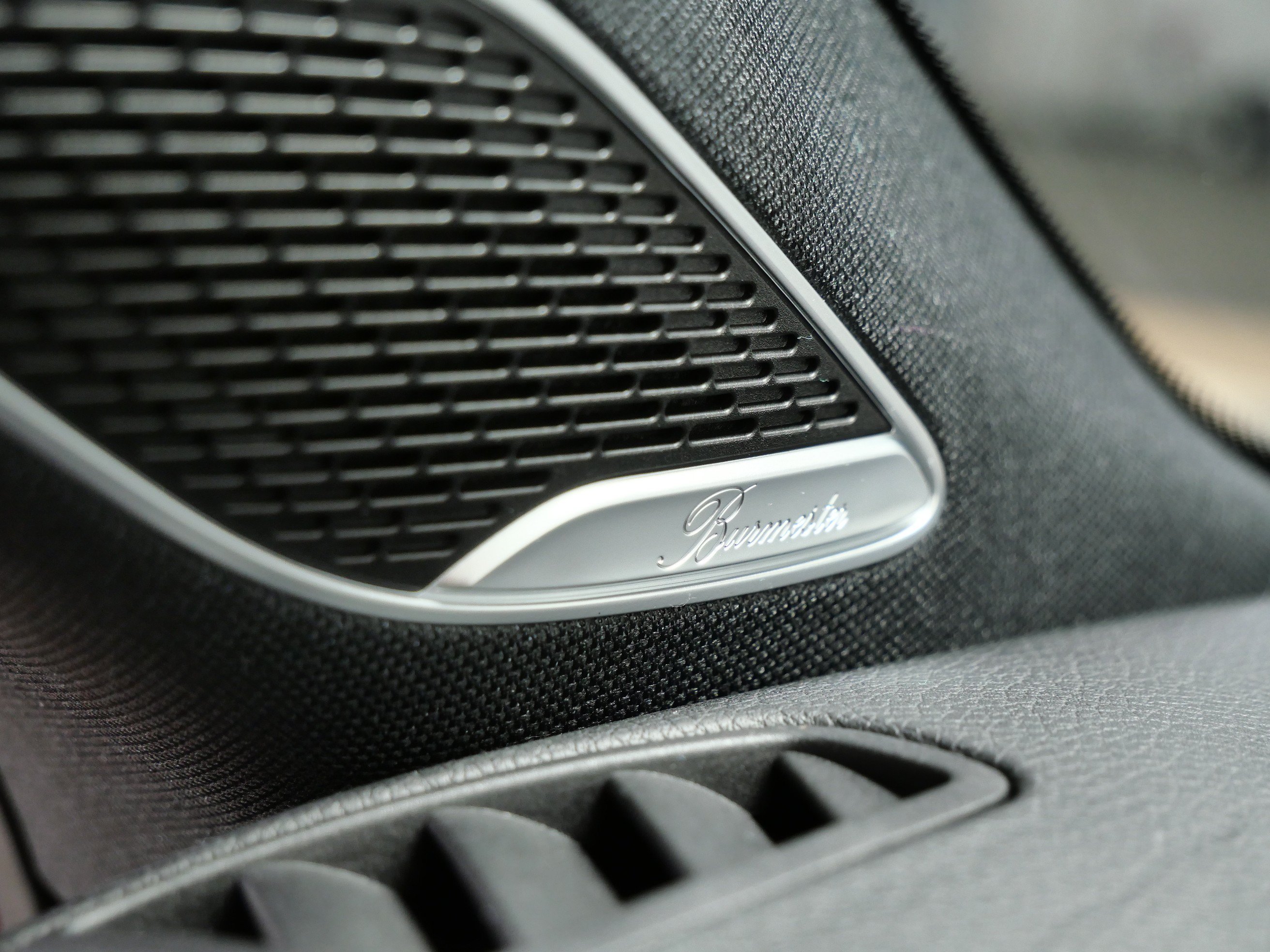 Used 2022 Mercedes-Benz CLA 250 4MATIC image 30