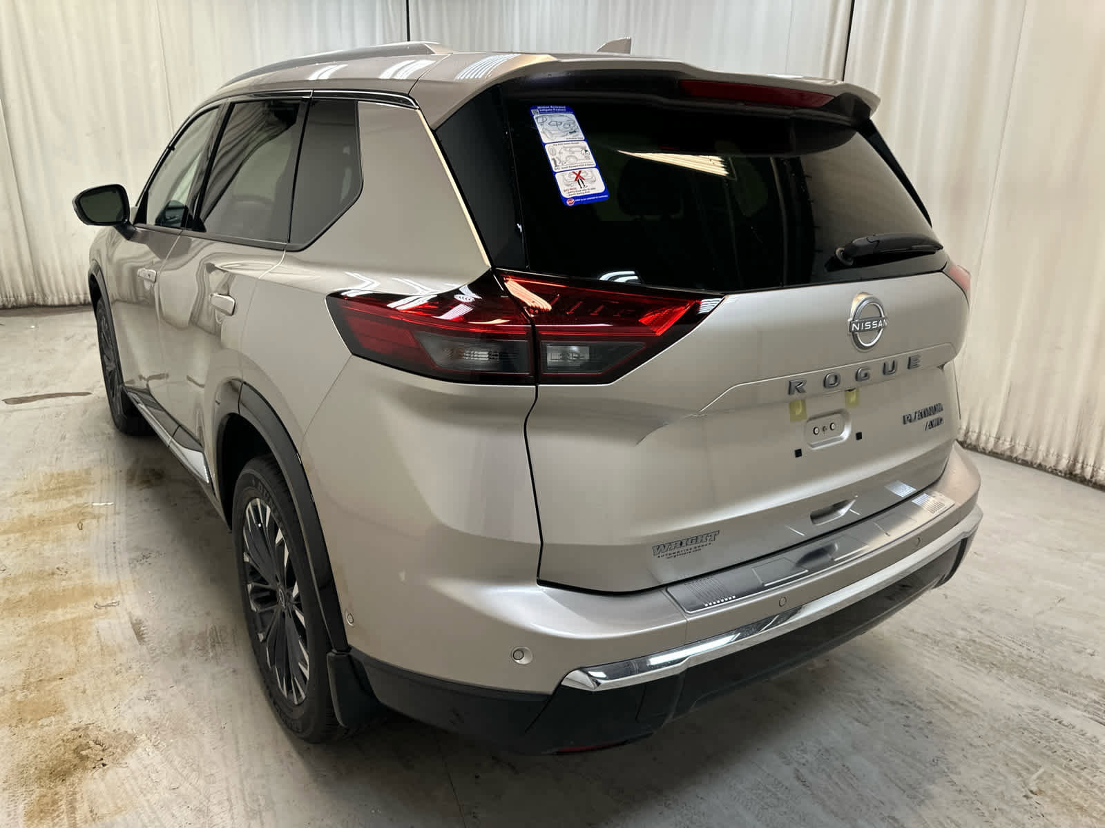 New 2026 Nissan Rogue Platinum image 2