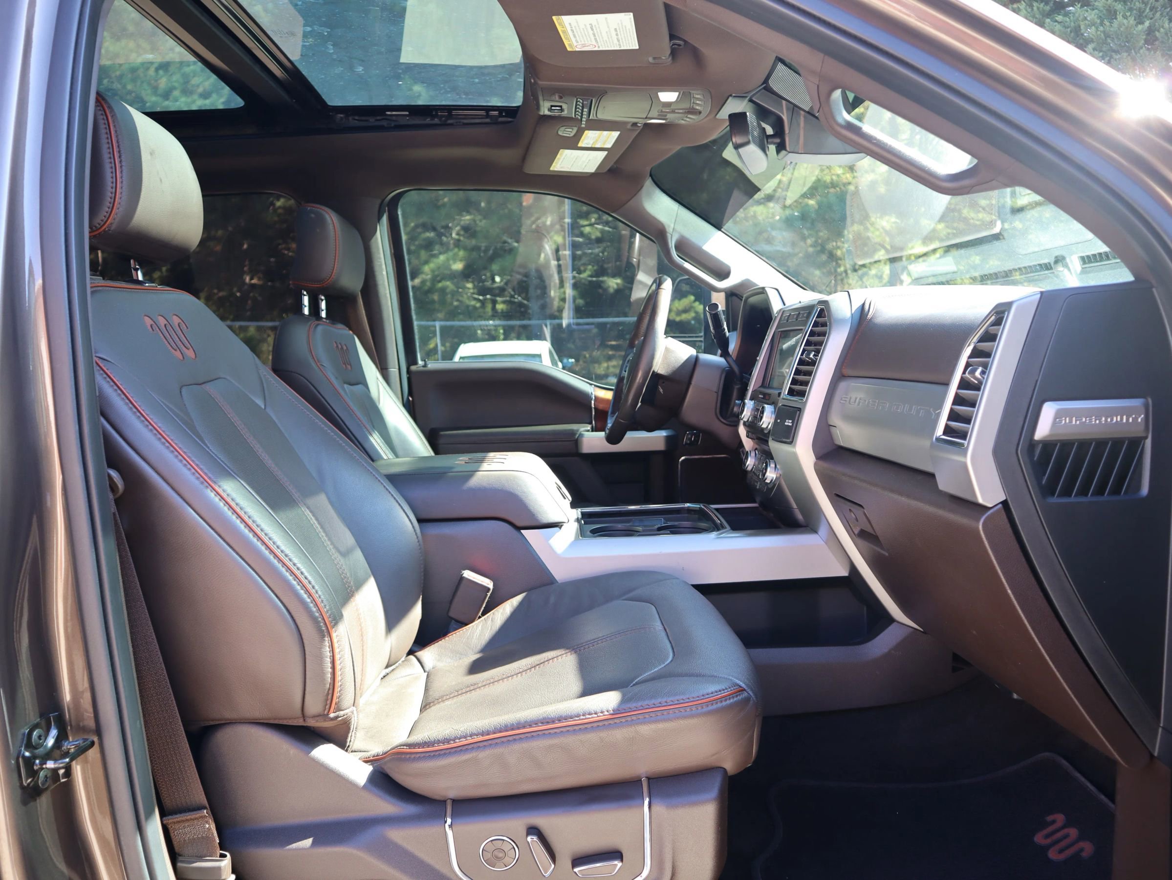 Used 2017 Ford F250 King Ranch w/ King Ranch Ultimate Package image 15