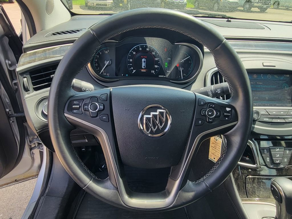 Used 2014 Buick LaCrosse image 19
