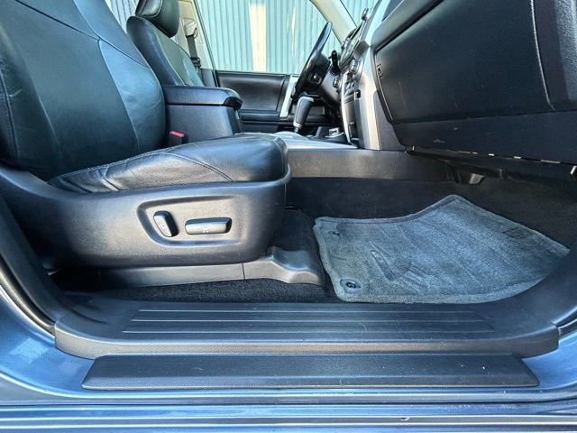 Used 2013 Toyota 4Runner Limited image 30