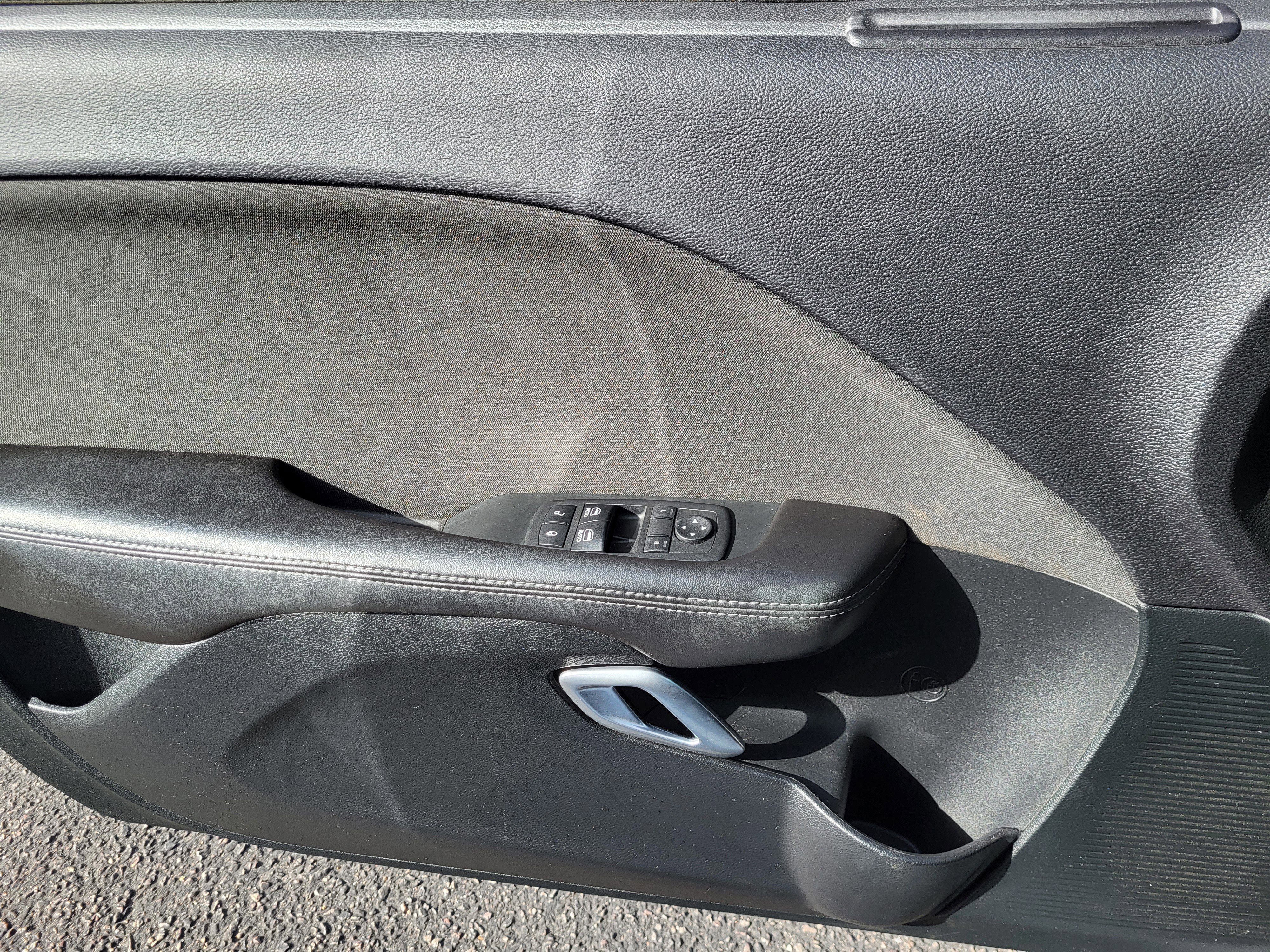 Used 2018 Dodge Challenger R/T w/ Blacktop Package image 7