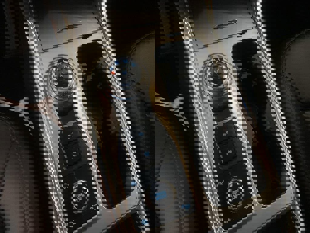 Used 2020 Ford Explorer XLT w/ Equipment Group 202A image 18