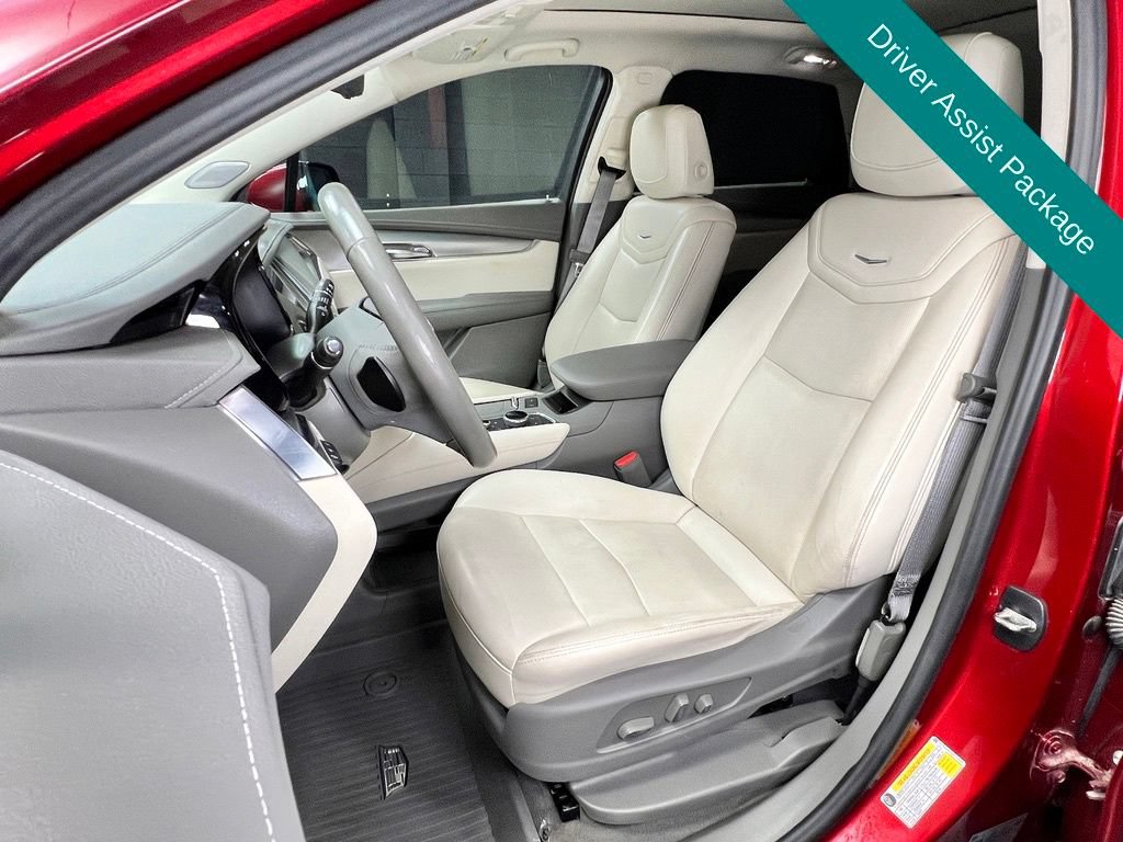 Used 2021 Cadillac XT5 Premium Luxury AWD/4WD image 7