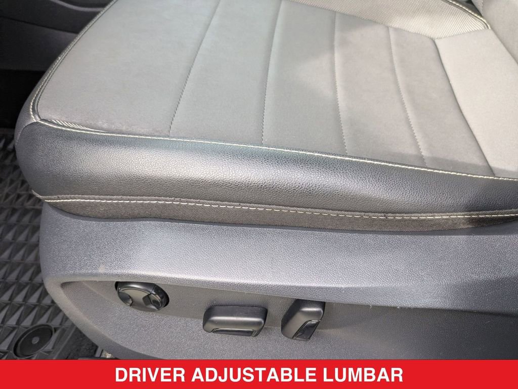 Used 2022 Volkswagen Taos SE image 15