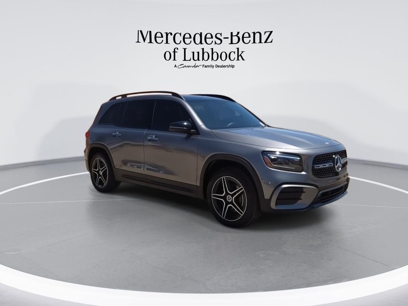 New 2025 Mercedes-Benz GLB 250 image 2