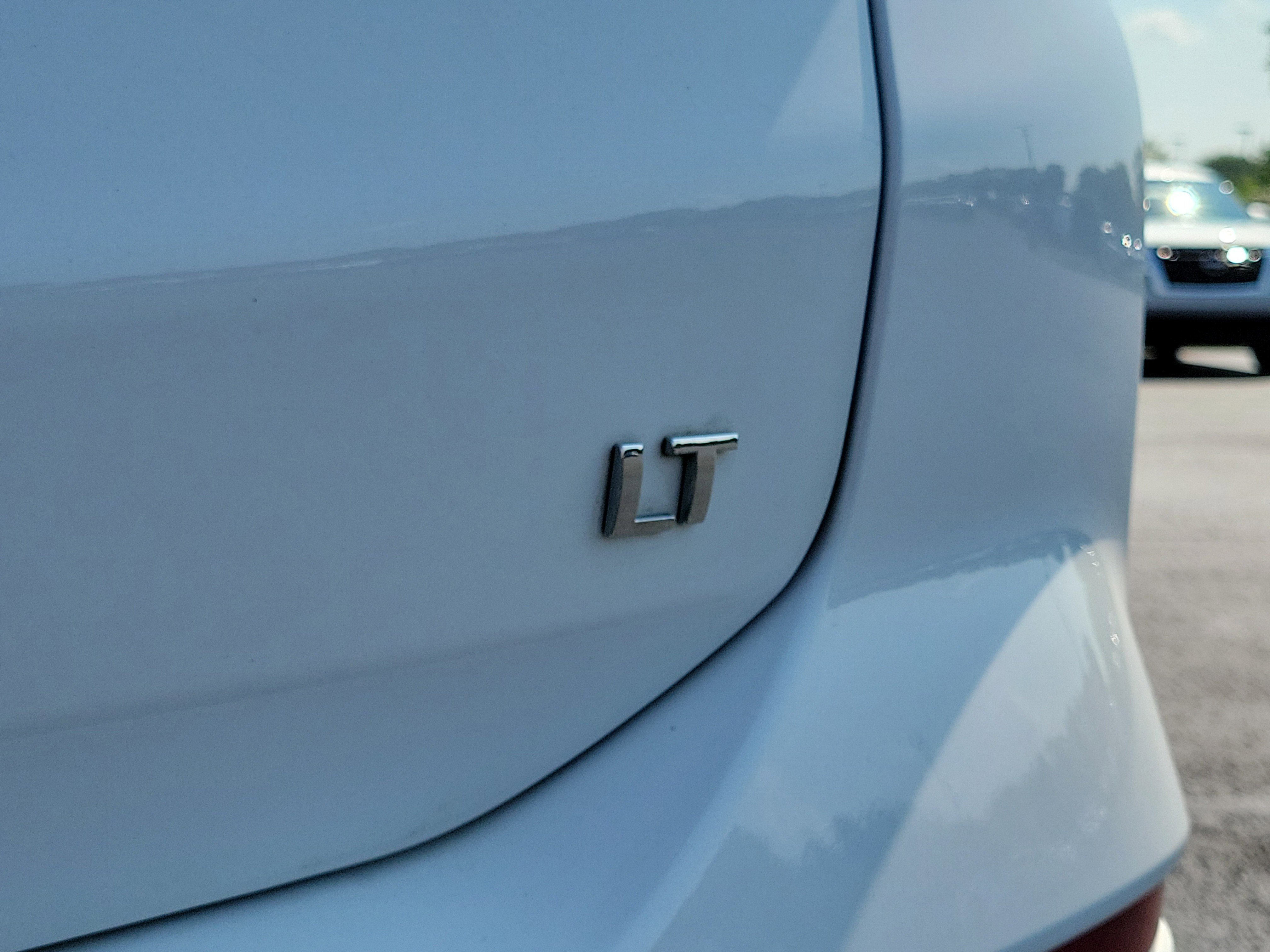 Used 2023 Chevrolet Equinox LT image 7