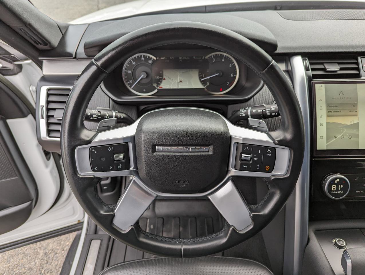 Used 2023 Land Rover Discovery S R-Dynamic image 15