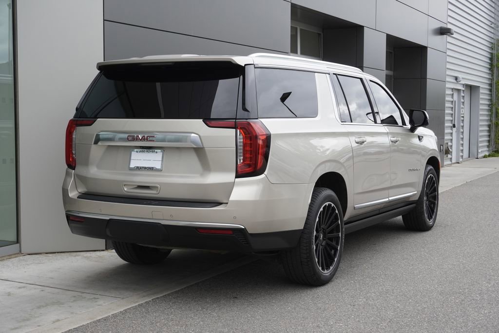 Used 2021 GMC Yukon XL Denali w/ Denali Premium Package AWD/4WD image 2