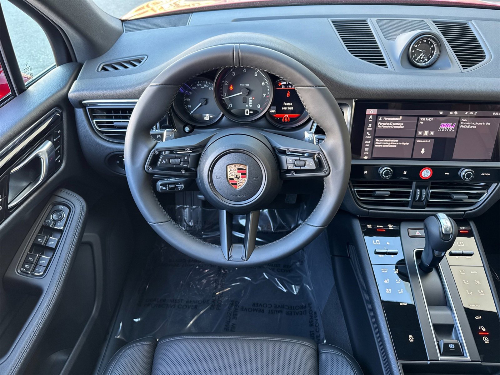 New 2026 Porsche Macan image 15