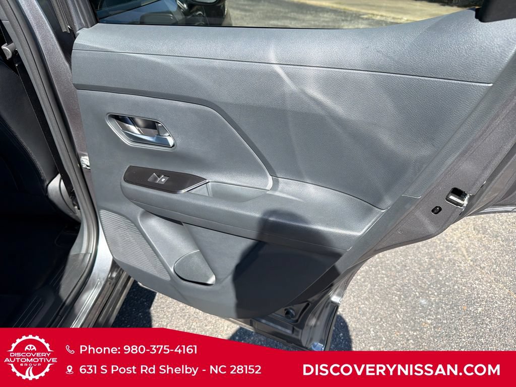 Certified 2026 Nissan Kicks SR w/ Cold Weather Package FWD image 34