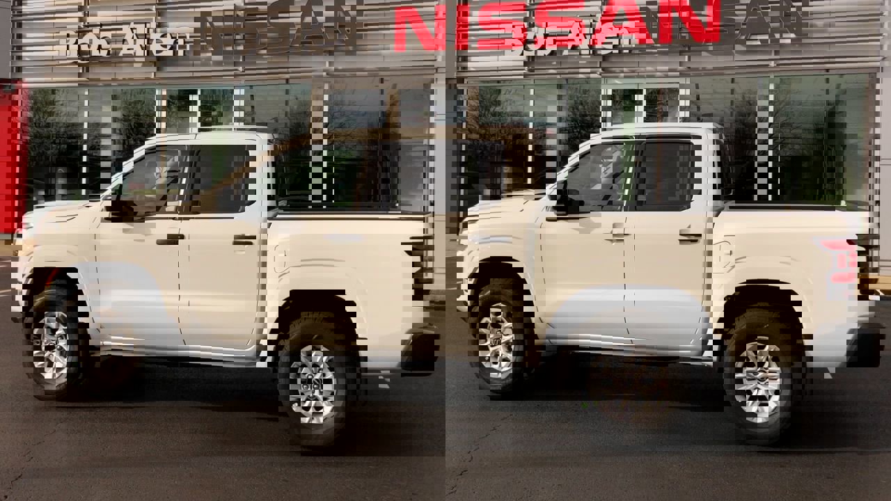 New 2026 Nissan Frontier S image 5